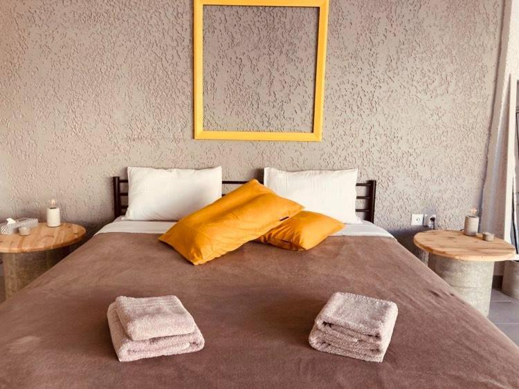21 Suites Deluxe Stay Near The Airport Markopoulo Mesogaias Экстерьер фото